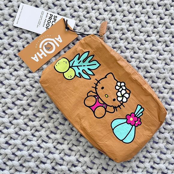 Aloha Collection Handbags - Aloha Collection• Supercute Edition DFS Mini Pouch Hello Kitty Hawaii Kawaii Tan